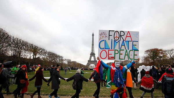 Grafica alusiva a Acuerdo de Paris COP 21: Aplausos errados